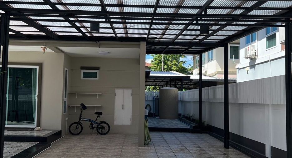 For sale 4 ベッドルーム house in Mueang Phuket, Phuket