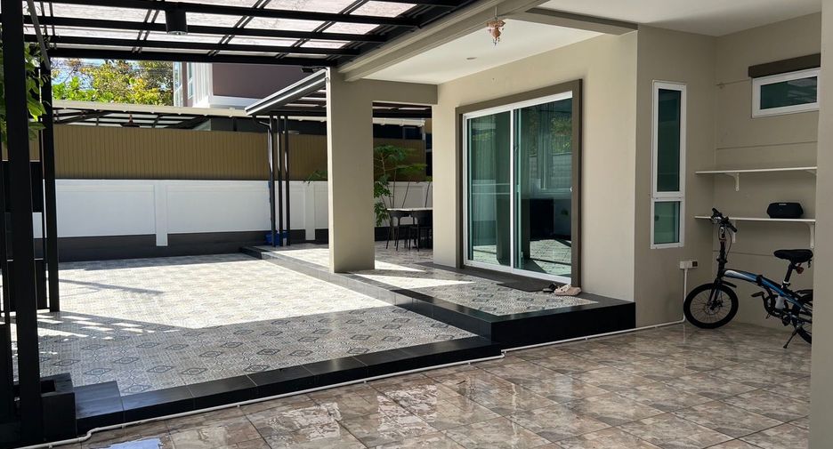 For sale 4 ベッドルーム house in Mueang Phuket, Phuket