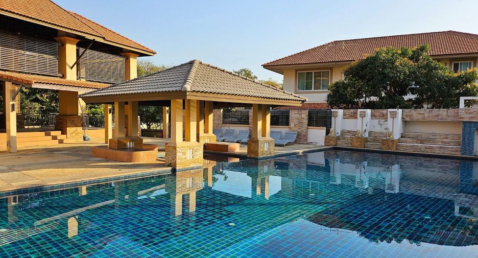 For rent 3 bedrooms house in Saraphi, Chiang Mai