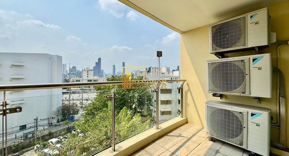 Apartamento en alquiler de 2 habitaciones en Watthana, Bangkok