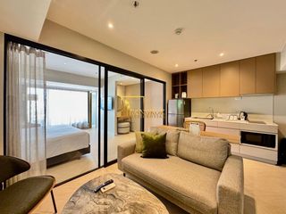 For rent 1 bed serviced apartment in Watthana, Bangkok