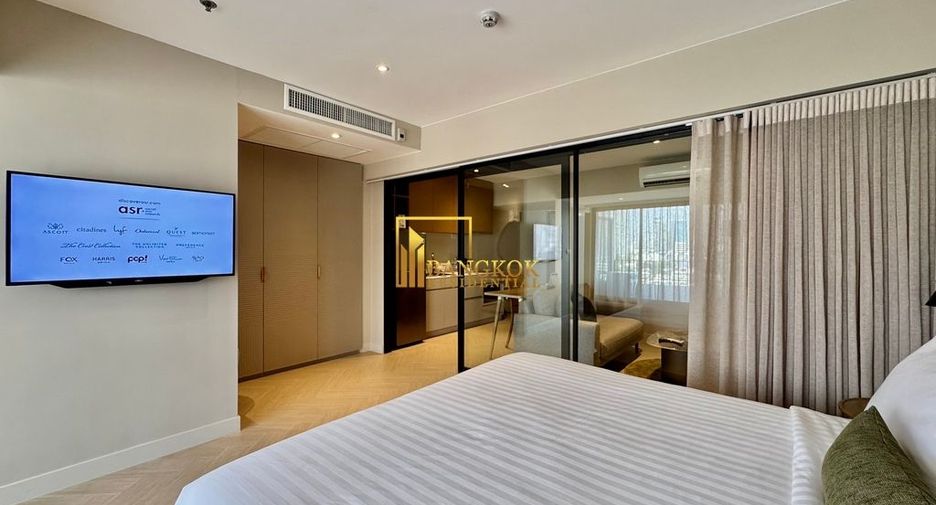 For rent 1 bed serviced apartment in Watthana, Bangkok