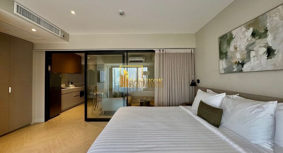 For rent 1 bed serviced apartment in Watthana, Bangkok