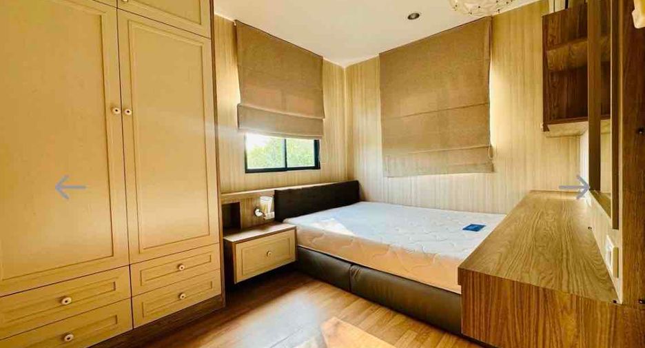 For rent 3 bedrooms townhouse in Pak Kret, Nonthaburi