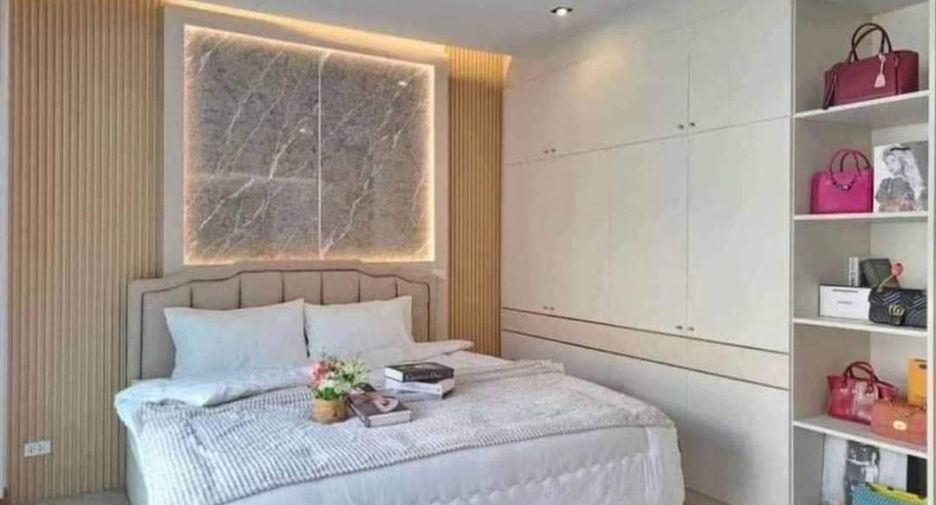 For sale 3 ベッドルーム villa in Bang Lamung, Chonburi