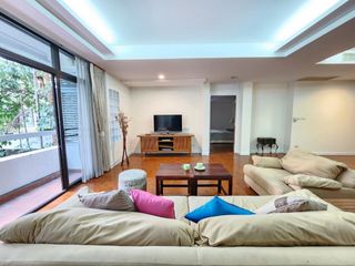 À louer 3 chambres appartement à Khlong Toei, Bangkok