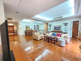 À louer 3 chambres appartement à Khlong Toei, Bangkok