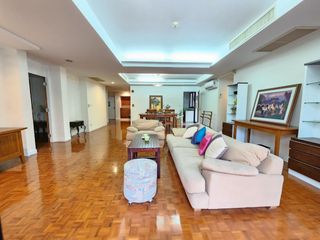 À louer 3 chambres appartement à Khlong Toei, Bangkok