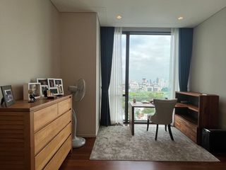 For rent 2 ベッドルーム condo in Pathum Wan, Bangkok