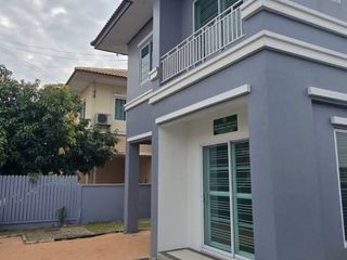 For sale 3 bedrooms house in Khan Na Yao, Bangkok
