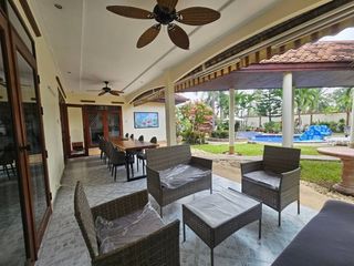For rent 6 Beds house in Bang Lamung, Chonburi