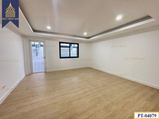 For sale 4 bed townhouse in Mueang Nonthaburi, Nonthaburi