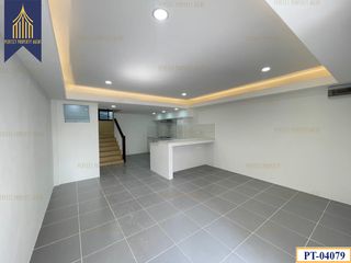 For sale 4 bed townhouse in Mueang Nonthaburi, Nonthaburi