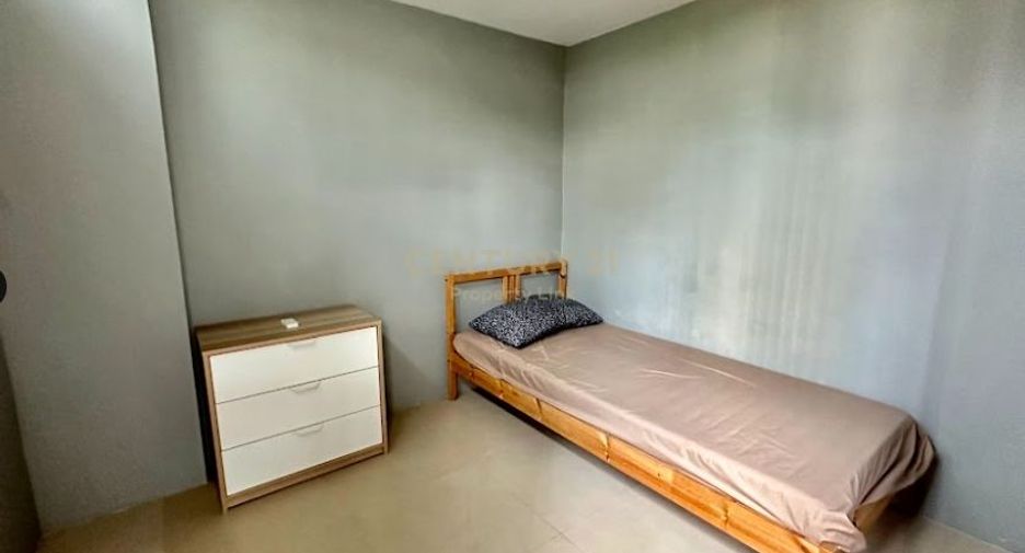 For sale 3 bedrooms condo in Sathon, Bangkok