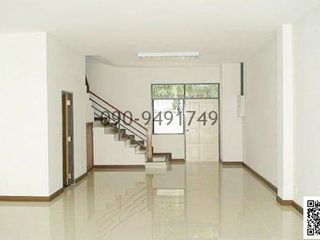 For rent 4 bedrooms office in Bang Na, Bangkok