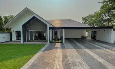 À vendre 4 chambres villa à Mueang Chiang Mai, Chiang Mai