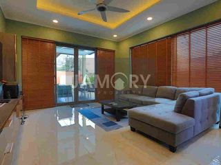 For rent そして for sale 5 Beds house in Bang Lamung, Chonburi