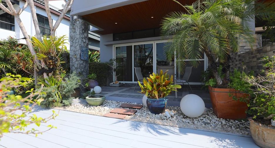 For sale 3 bed house in Sattahip, Chonburi