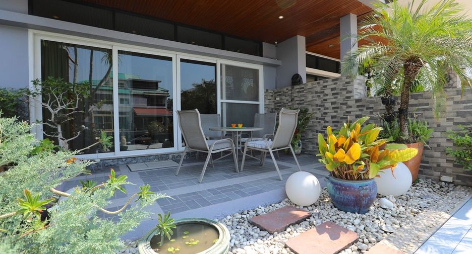 For sale 3 bed house in Sattahip, Chonburi