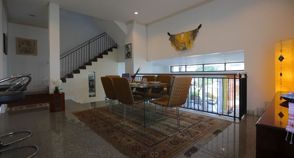 For sale 3 bed house in Sattahip, Chonburi
