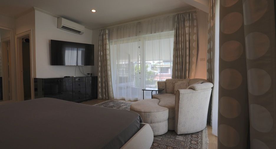 For sale 3 bed house in Sattahip, Chonburi