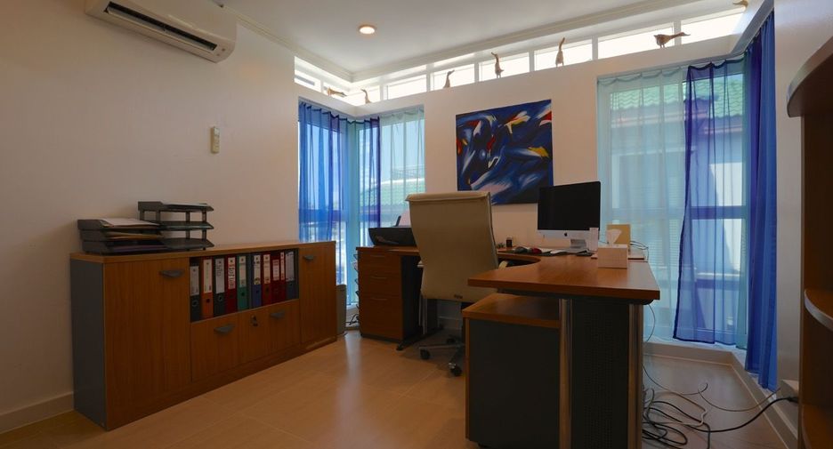For sale 3 bed house in Sattahip, Chonburi