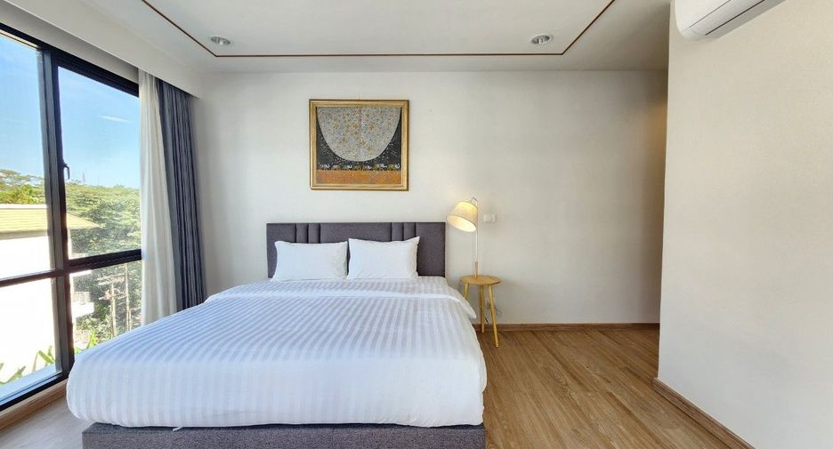 For rent 2 bedrooms apartment in Sathon, Bangkok