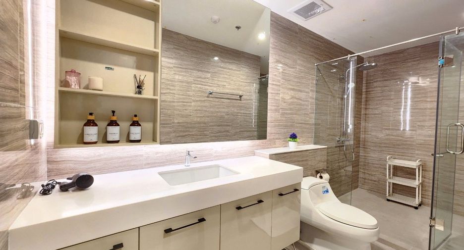 For rent 2 bedrooms apartment in Sathon, Bangkok
