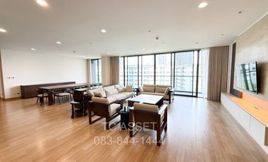 Condo en alquiler y en venta de 3 habitaciones en Suan Luang, Bangkok