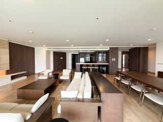 出租 和 出售 3 卧室 公寓 在 Suan Luang, 曼谷