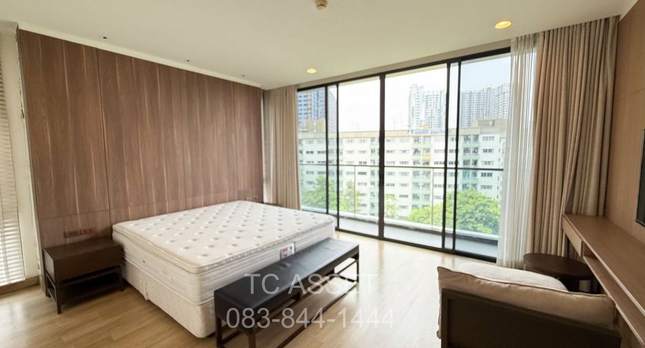 For rent and for sale 3 bedrooms condo in Suan Luang, Bangkok