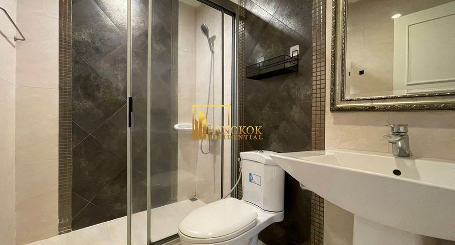 Condo en alquiler de 2 habitaciones en Khlong Toei, Bangkok