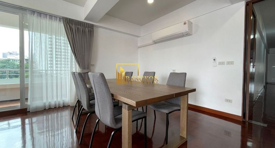 Condo en alquiler de 3 habitaciones en Watthana, Bangkok