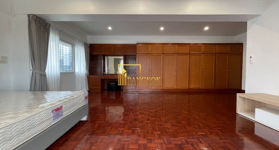 Condo en alquiler de 3 habitaciones en Watthana, Bangkok