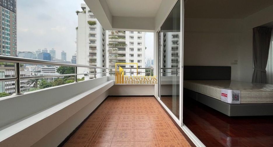 Condo en alquiler de 3 habitaciones en Watthana, Bangkok