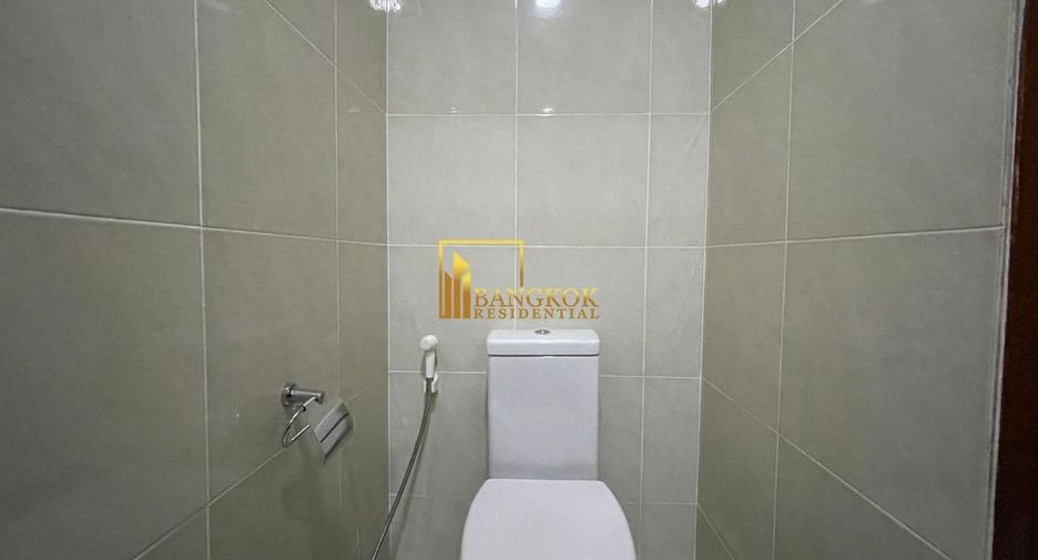 Condo en alquiler de 3 habitaciones en Watthana, Bangkok