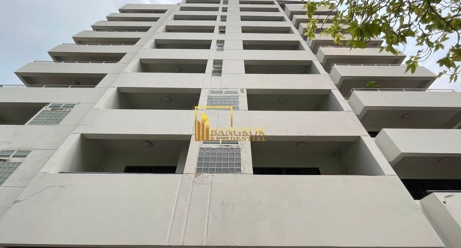 Condo en alquiler de 3 habitaciones en Watthana, Bangkok