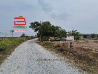 À vendre terrain à Mueang Suphanburi, Suphan Buri