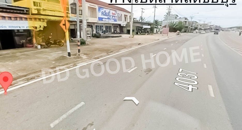 For sale 2 bedrooms retail Space in Chai Buri, Surat Thani