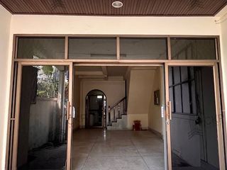 Casa adosada en venta de 4 habitaciones en Bang Kho Laem, Bangkok