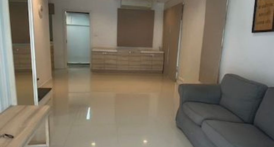 出售 3 卧室 联排别墅 在 Bang Sao Thong, Samut Prakan