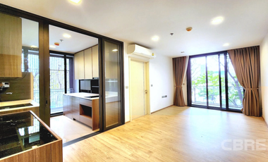 For sale 2 bed condo in Phaya Thai, Bangkok