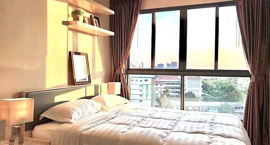 Condo en alquiler de 1 habitaciones en Bang Na, Bangkok