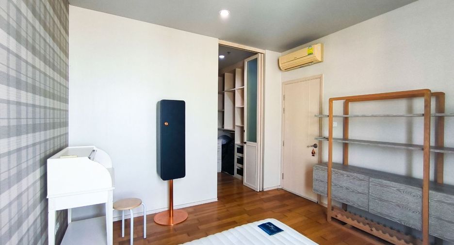 For sale 1 bed condo in Khlong San, Bangkok