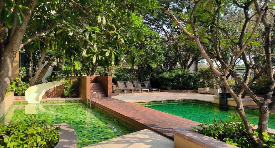 For sale 1 bed condo in Khlong San, Bangkok