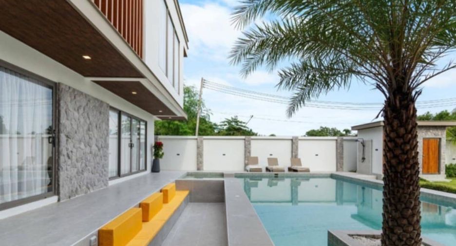 For rent and for sale 7 bedrooms house in Bang Lamung, Chonburi