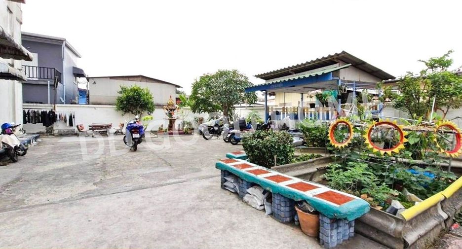 Wohnung zum Kauf mit 2 Zimmer in Chom Thong, Bangkok