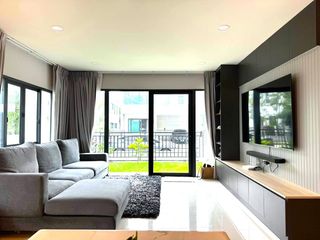 For rent 4 bedrooms house in Bang Phli, Samut Prakan
