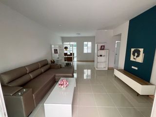 For sale 3 bedrooms townhouse in Bang Khae, Bangkok