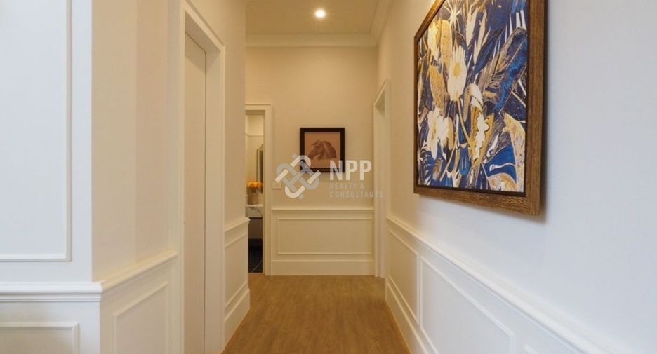 Casa en alquiler y en venta de 4 habitaciones en Bang Kapi, Bangkok